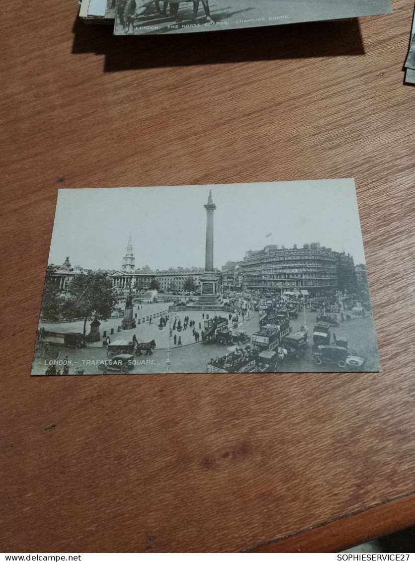 551 // London / TRAFALGAR SQUARE - Trafalgar Square