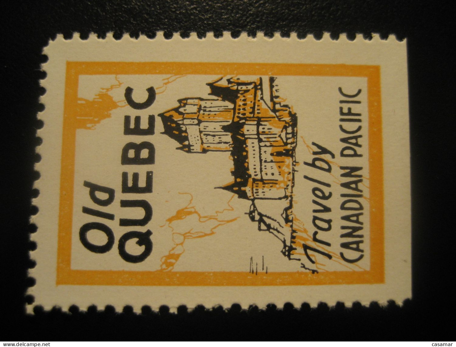 Old QUEBEC Castle Travel By CANADIAN PACIFIC Poster Stamp Label Vignette CANADA - Viñetas Locales Y Privadas