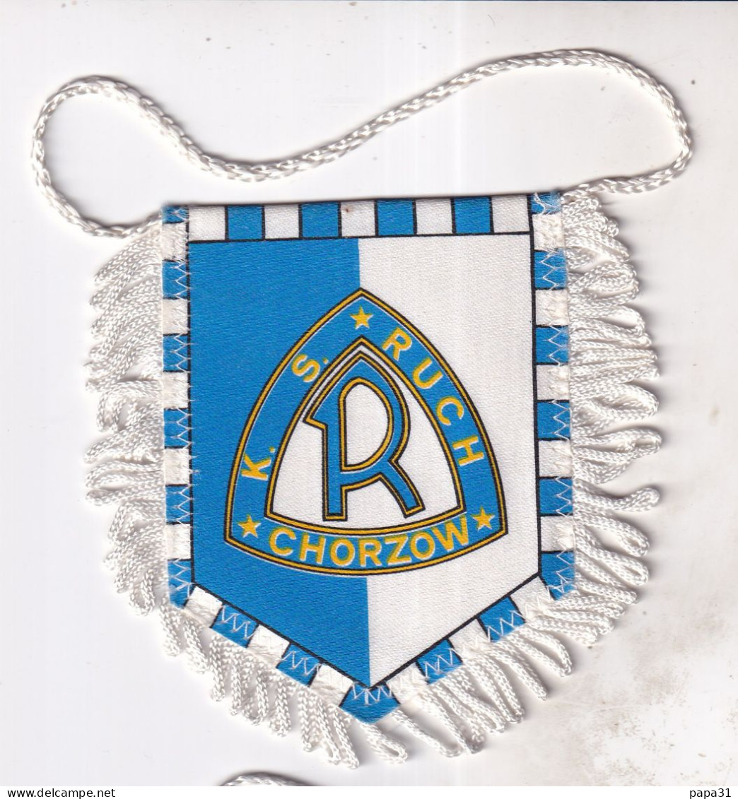 Fanion Football - K. S.  RUCH  CHORZOW - Abbigliamento, Souvenirs & Varie