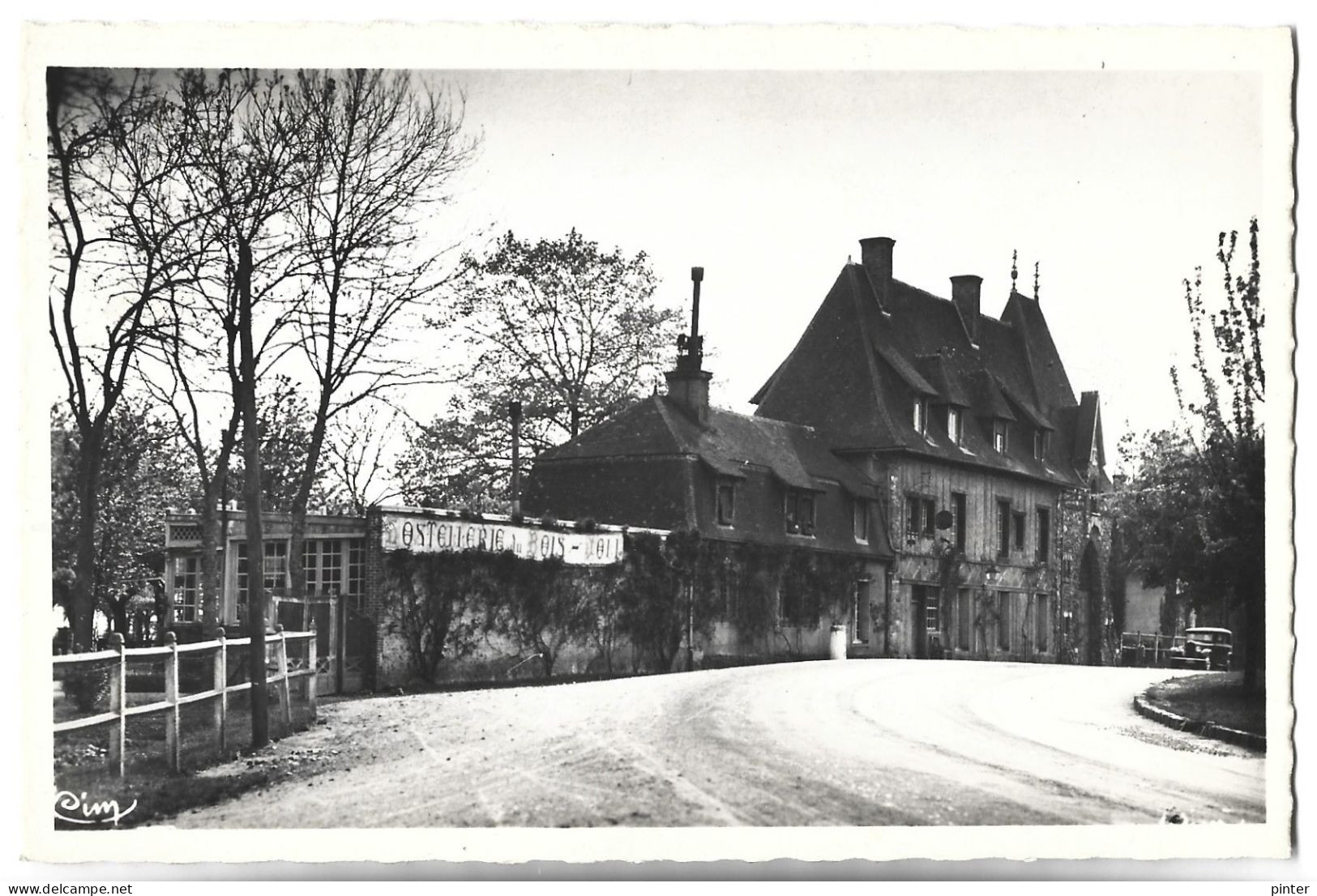 TILLIERES SUR AVRE + Hostellerie Du Bois Joly - Tillières-sur-Avre