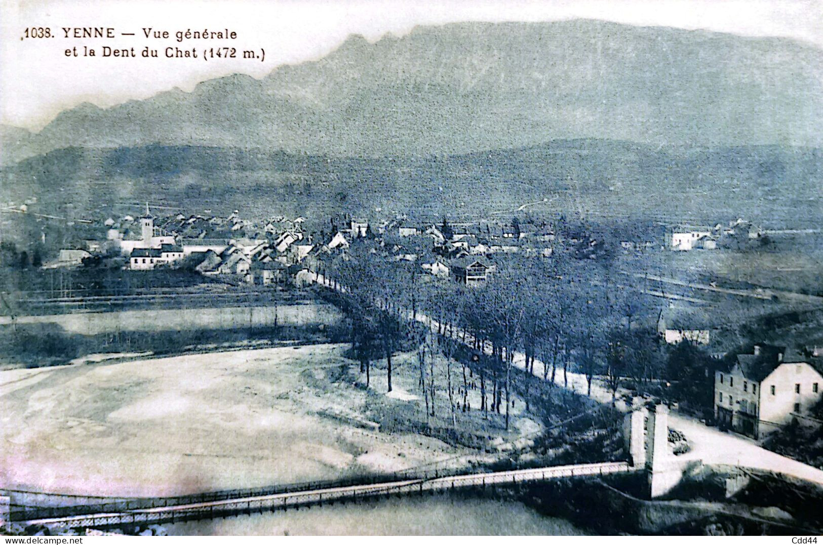 1038 YENNE Vue Générale Et La Dent Du Chat (1472 M) - Yenne