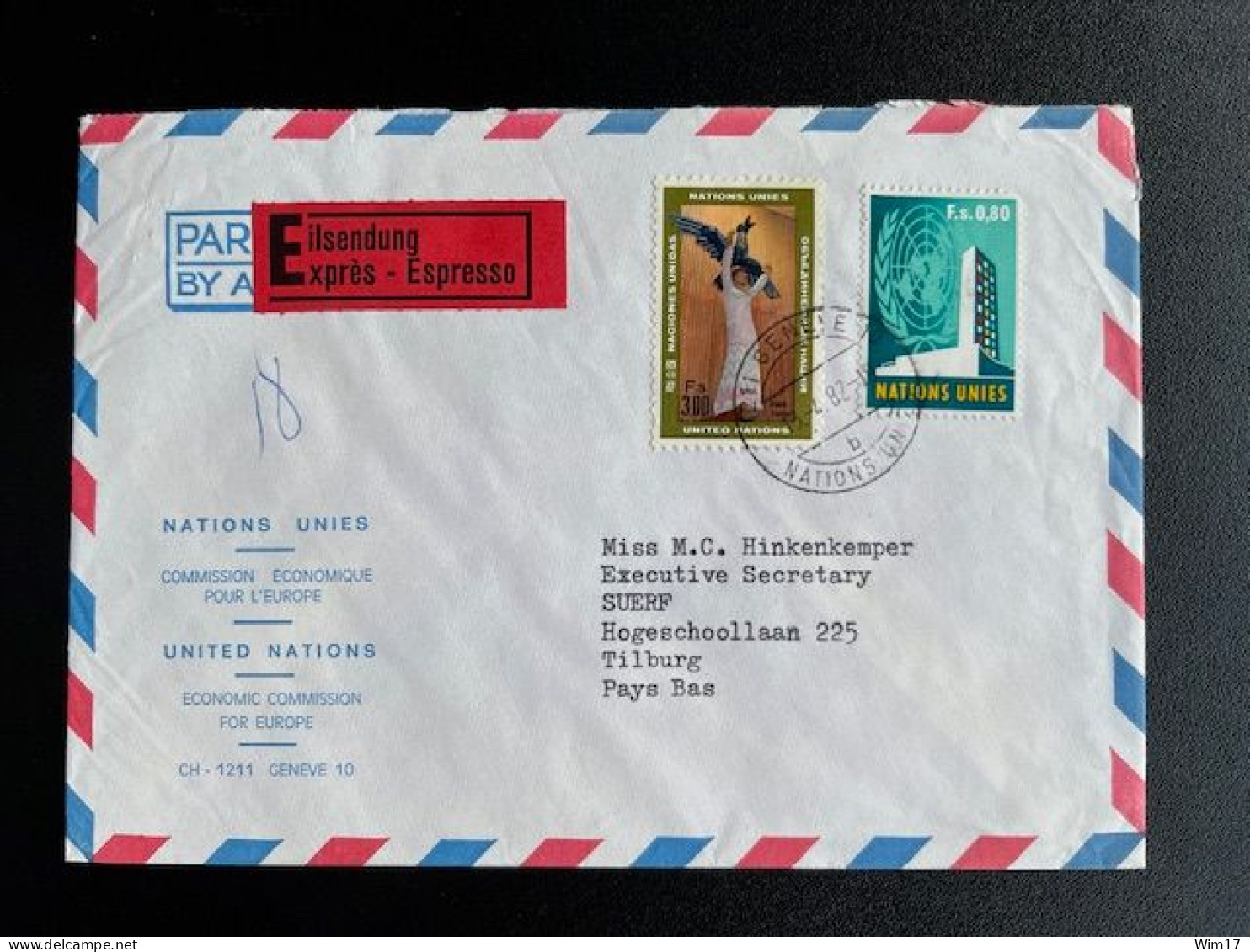 UNITED NATIONS GENEVA 1982 EXPRESS AIR MAIL LETTER GENEVE TO TILBURG 13-04-1982 EXPRES - Briefe U. Dokumente