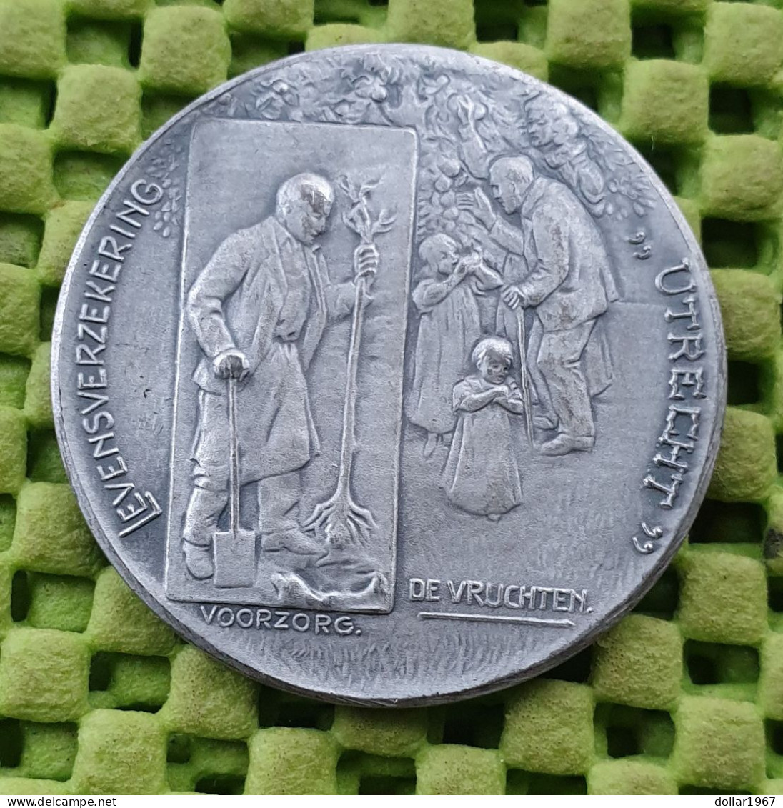 Nederland (1917)/1942. Levensverzekering Utrecht Begeer . -  Original Foto  !!  Medallion  Dutch - Other & Unclassified
