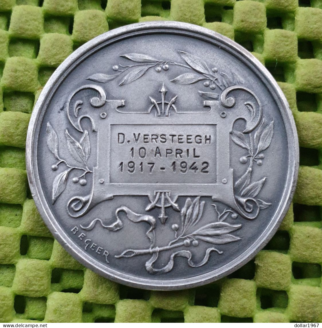 Nederland (1917)/1942. Levensverzekering Utrecht Begeer . -  Original Foto  !!  Medallion  Dutch - Otros & Sin Clasificación