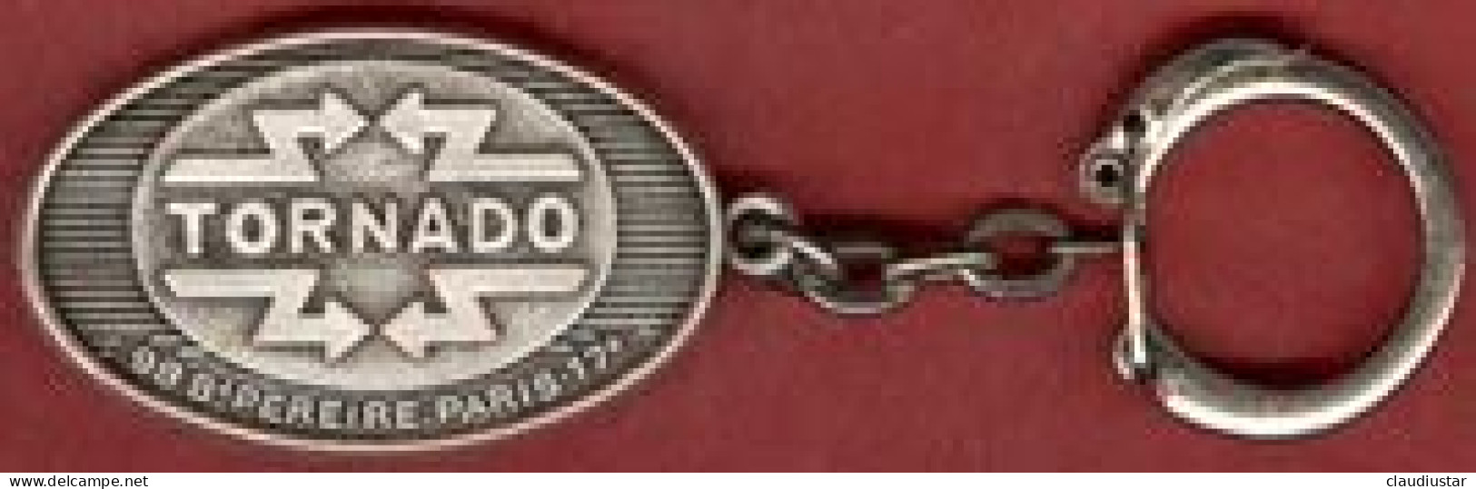 ** PORTE - CLEFS  TORNADO  -  PARIS ** - Key-rings