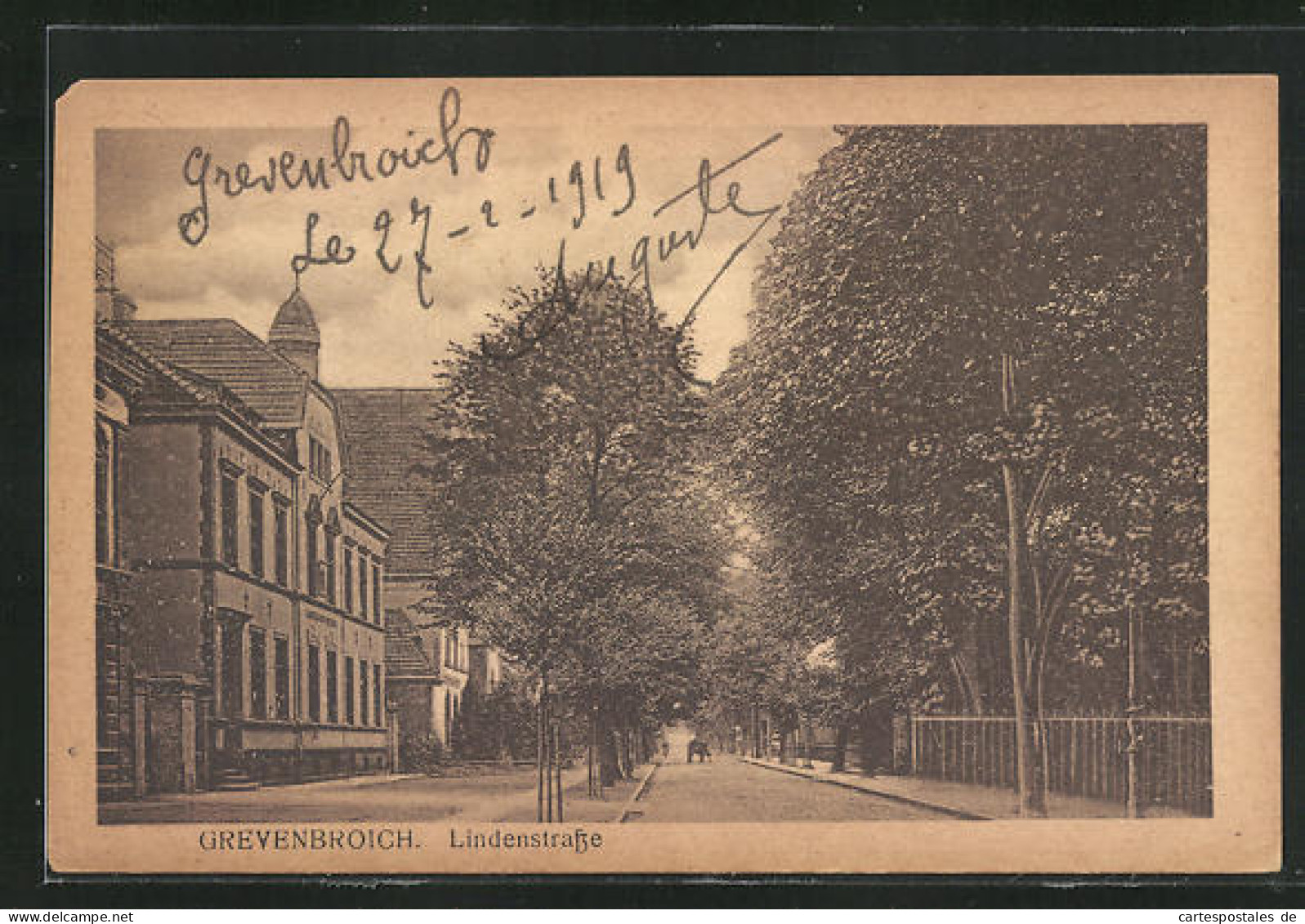 AK Grevenbroich, Blick In Die Lindenstrasse  - Grevenbroich