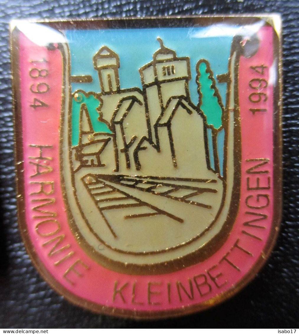 Kleinbettingen" Harmonie Kleinbettingen 1894-1994" Luxemburg Pin - Associations