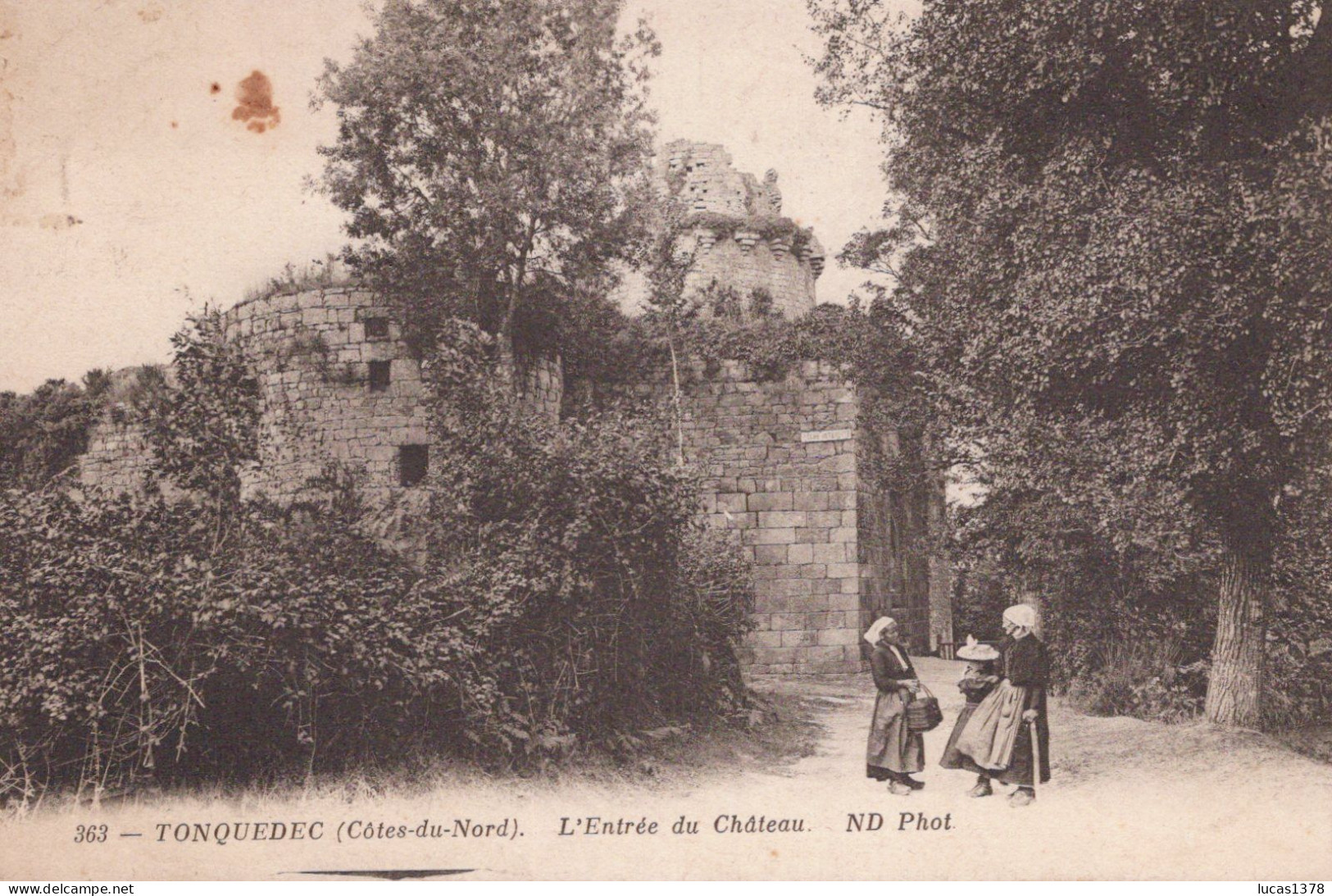 22 / TONQUEDEC / L ENTREE DU CHATEAU / ANIMEE - Tonquédec