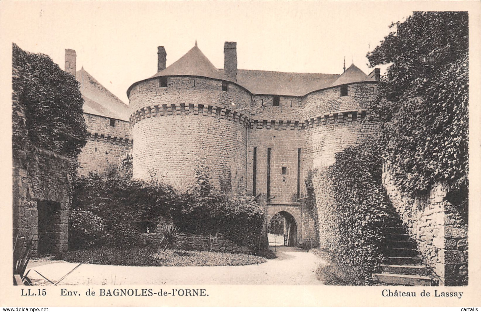 53-LASSAY-N°3856-A/0083 - Lassay Les Chateaux