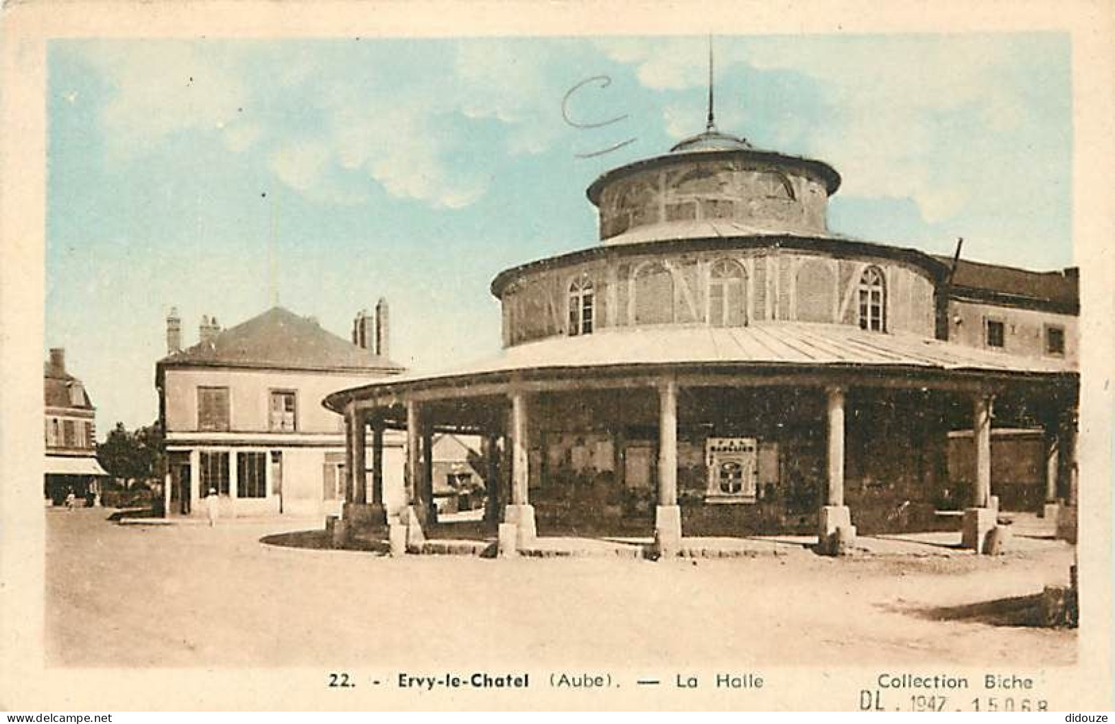 10 - Ervy Le Chatel - La Halle - Colorisée - Carte Neuve - CPA - Voir Scans Recto-Verso - Ervy-le-Chatel