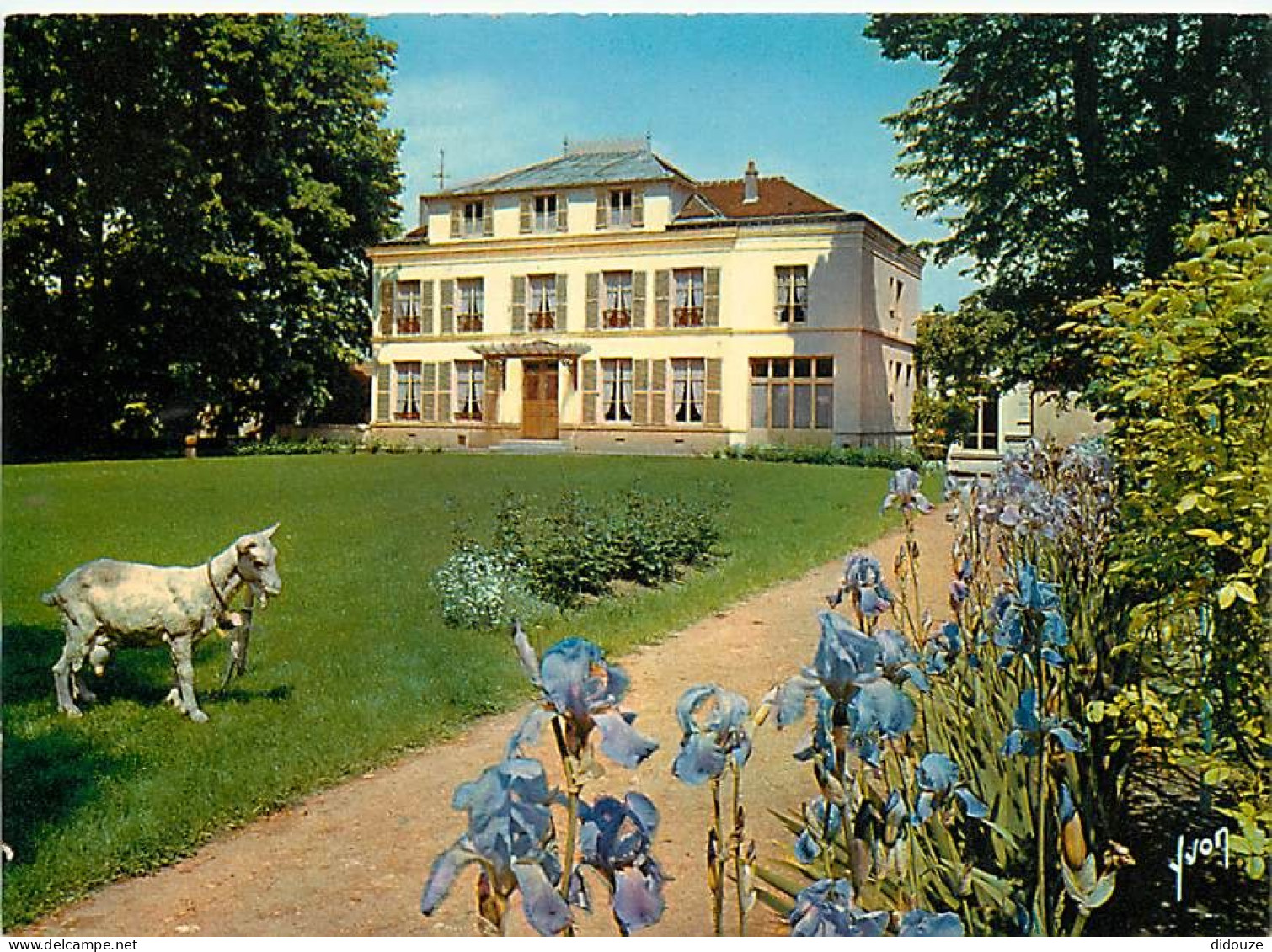 94 - Fresnes - Villa Sainte Marguerite - Maison De Repos - Façade Vue Du Parc - Fleurs - Chèvres - CPM - Carte Neuve - V - Fresnes