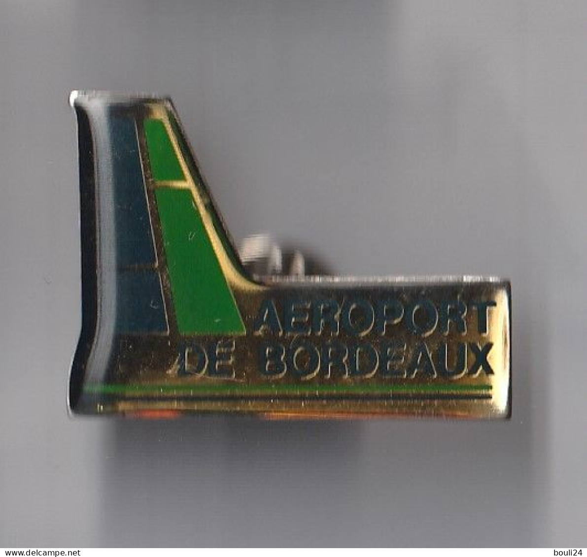 PIN'S THEME AVION  AEROPORT  DE BORDEAUX - Aerei