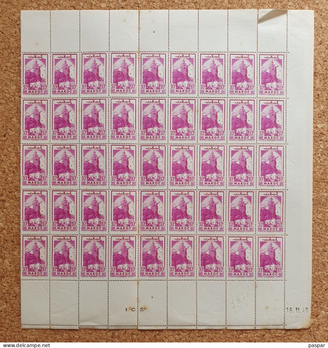 Bloc Feuille De 45 Timbres Neufs Maroc 10c - Coin Daté 15.11.40 MNH - YT 167 - 1940 - Sefrou IC2 - Unused Stamps