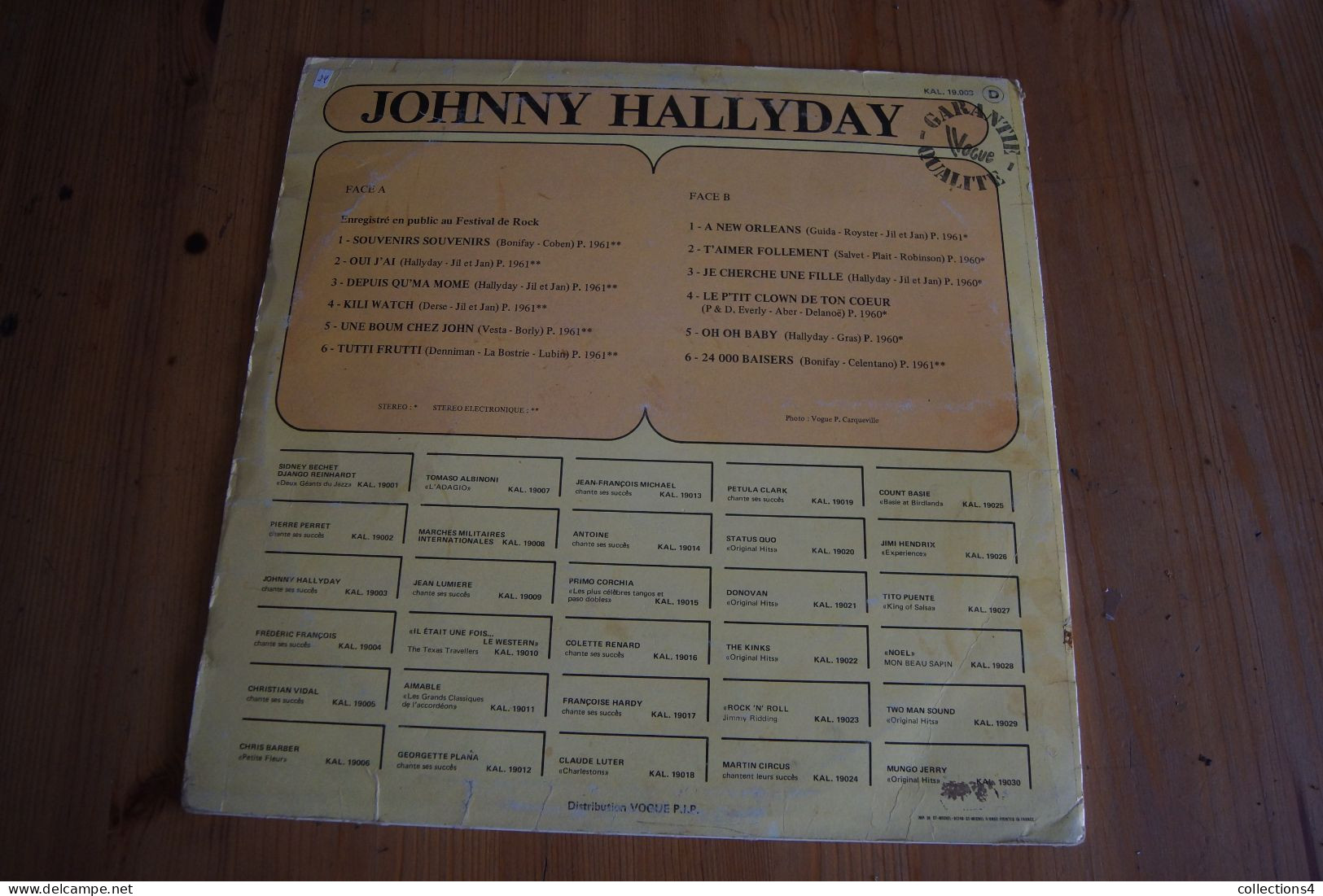 JOHNNY HALLYDAY CHANTE SES SUCCES LP 1976 VALEUR+  TITRES VOGUE - Rock