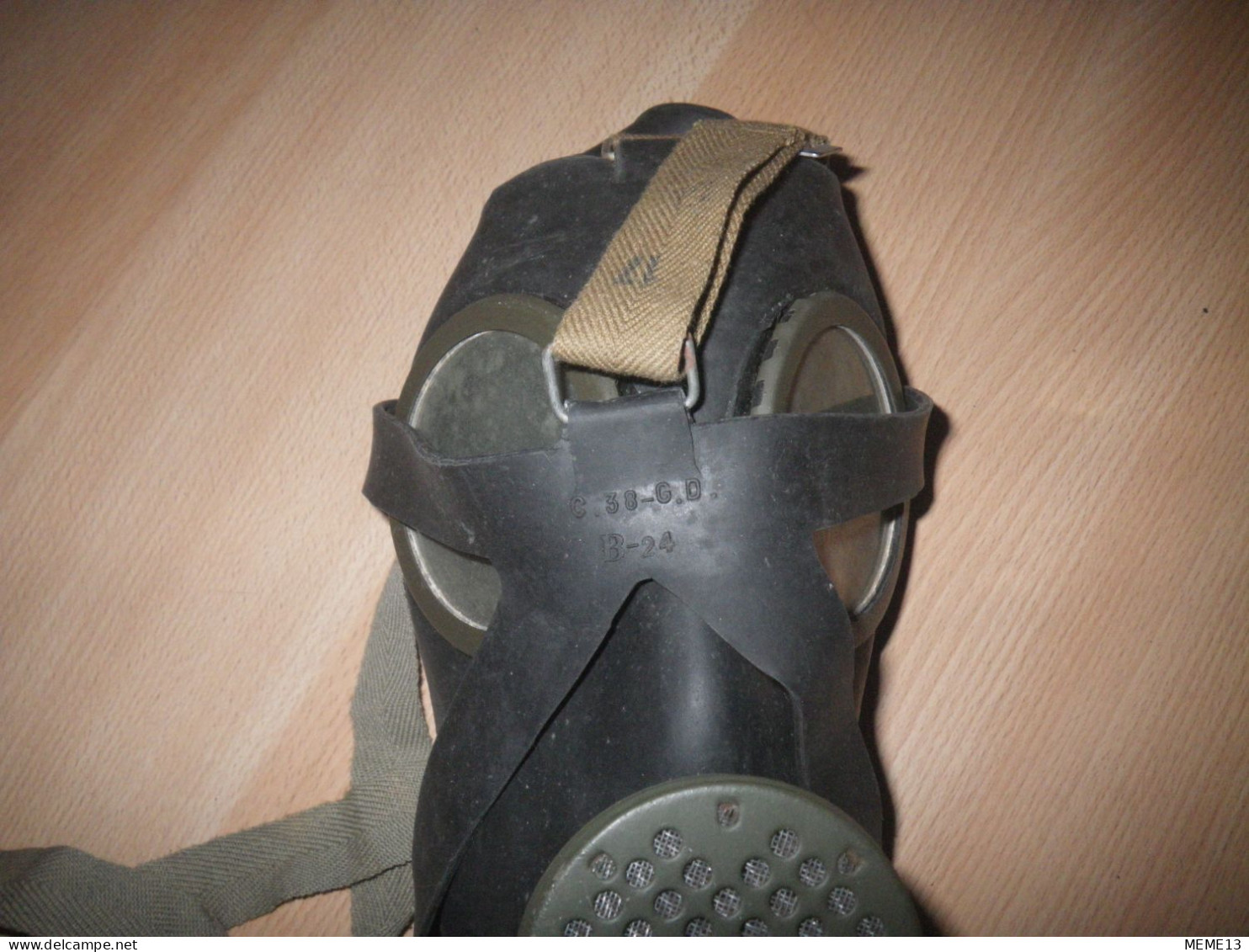 Masque à gaz C38 + cartouche France WW2