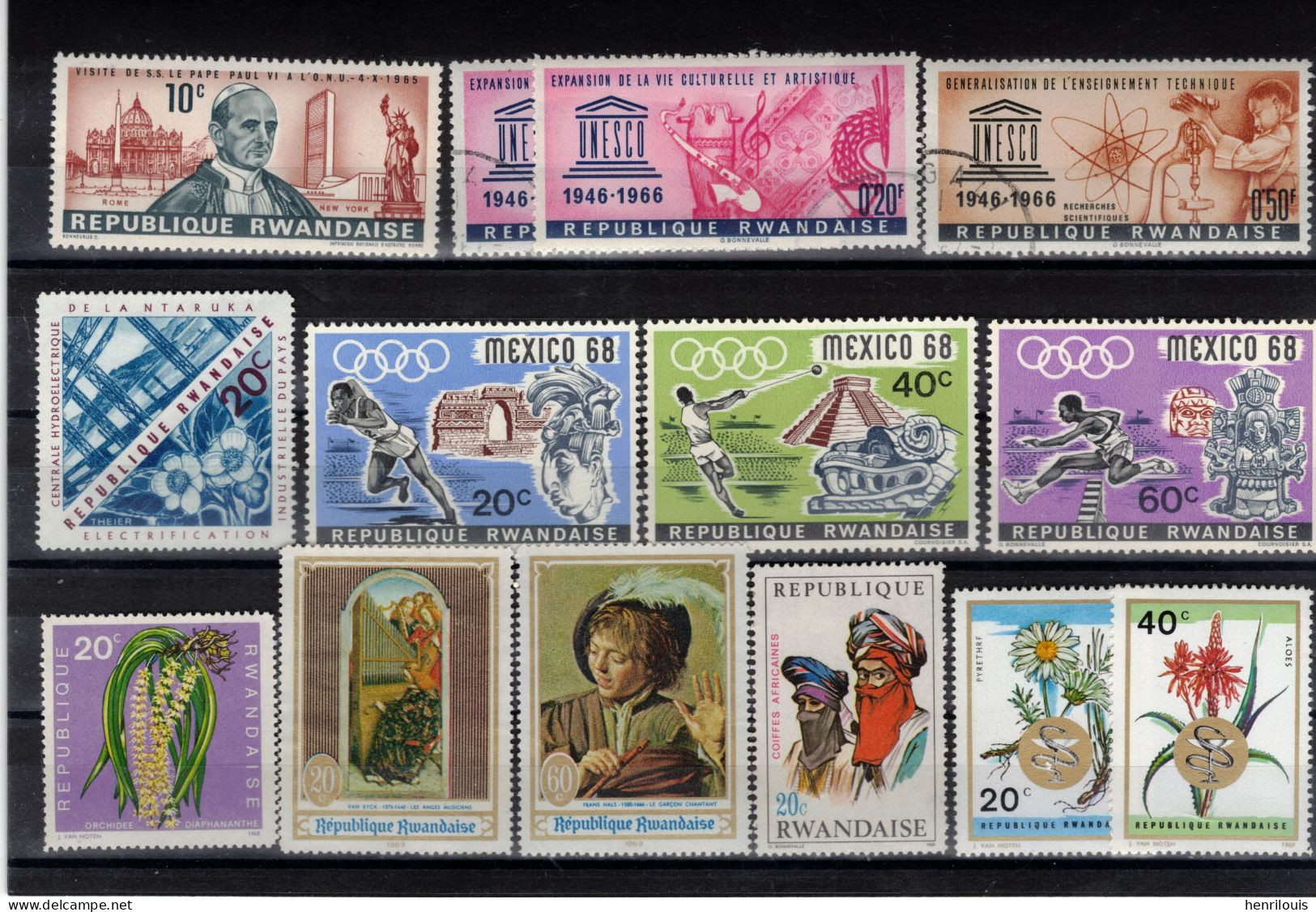 RWANDA   Lot De Timbres  ( Ref 057 ) Voir 6 Sca&ns + Descriptif - Vrac (max 999 Timbres)