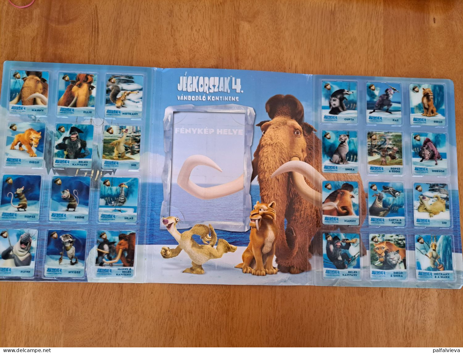 Ice Age 4. - Full Set Of 24 Lenticular / 3 Dimensional Cards (Hungary) - In Folder! - Otros & Sin Clasificación