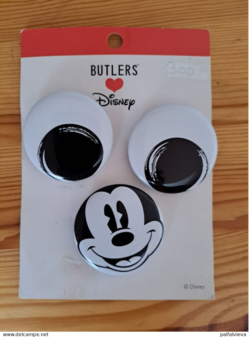 Disney, Mickey Mouse Set Of Badges, Butlers - Disney