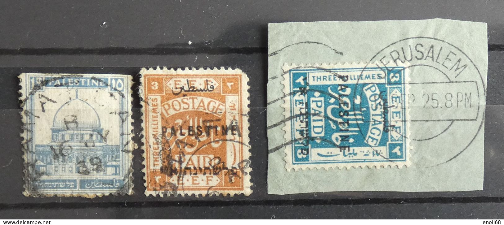 Lot De 3 Timbres Palestine, Deux Surchargés Dont Un Oblitéré De Jérusalem Sur Fragment De Lettre - Palestine