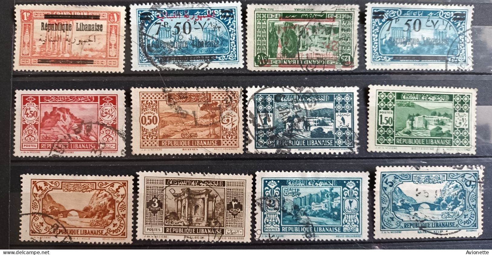 République Libanaise (30 Timbres Anciens) - Lebanon