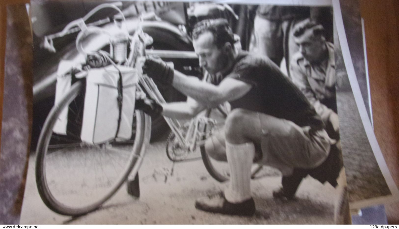 LOT  PHOTOS AMATEUR  cyclisme VELO 4 JOURS DE PARIS 1946 BRAQUET CLUB PARIS BREST CHAMPIONNAT DES ARTS 1935....