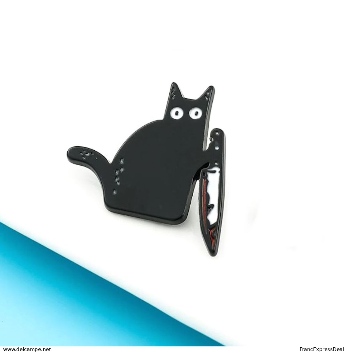 Pin's NEUF En Métal Pins - Chat Noir Avec Un Couteau Killer Cat (Réf 5) - Tiere