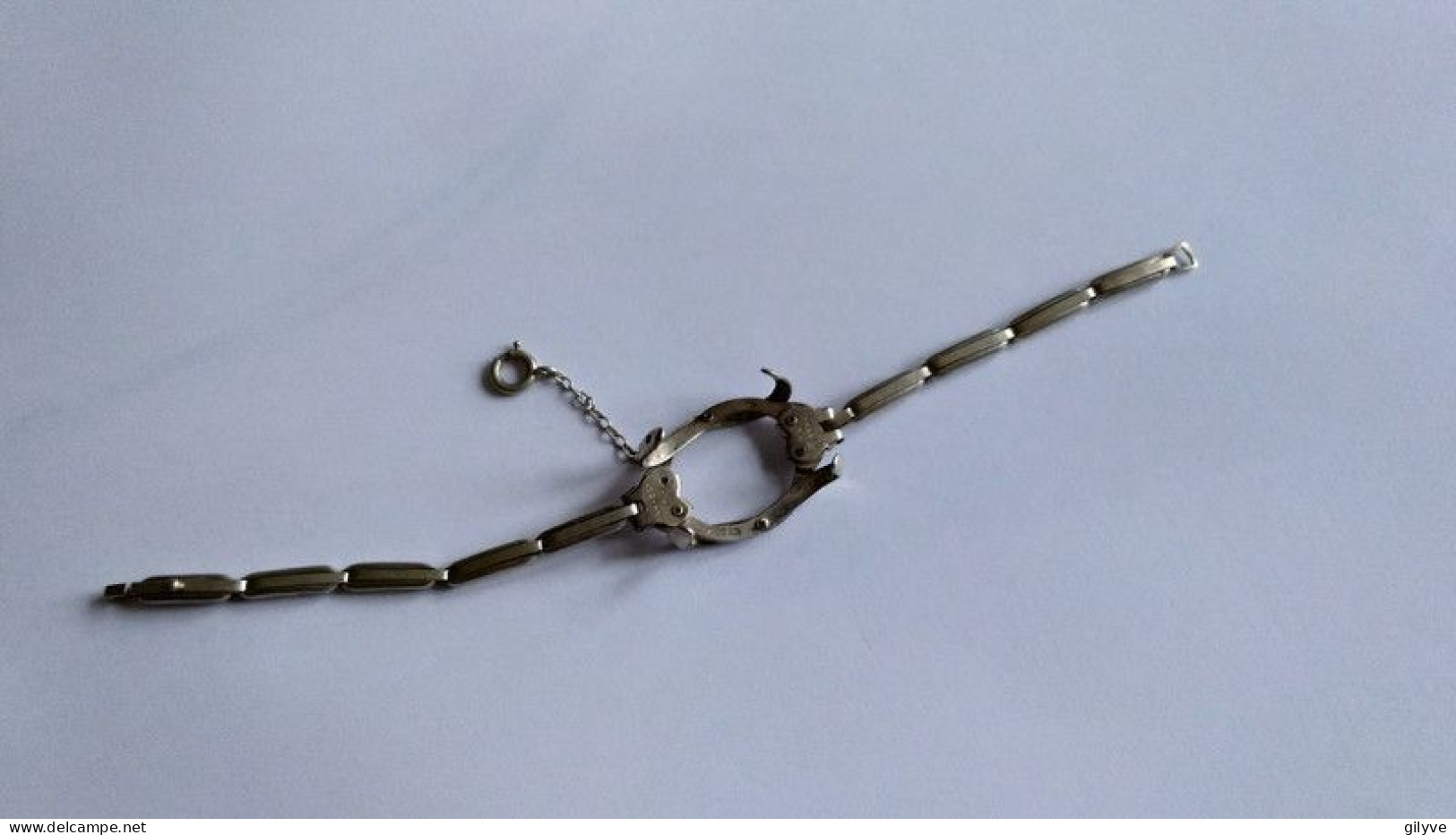 Bracelet Porte Montre Ancien En Argent Poinçonné. Annecy.M.C     (Btn°1. ) - Anhänger