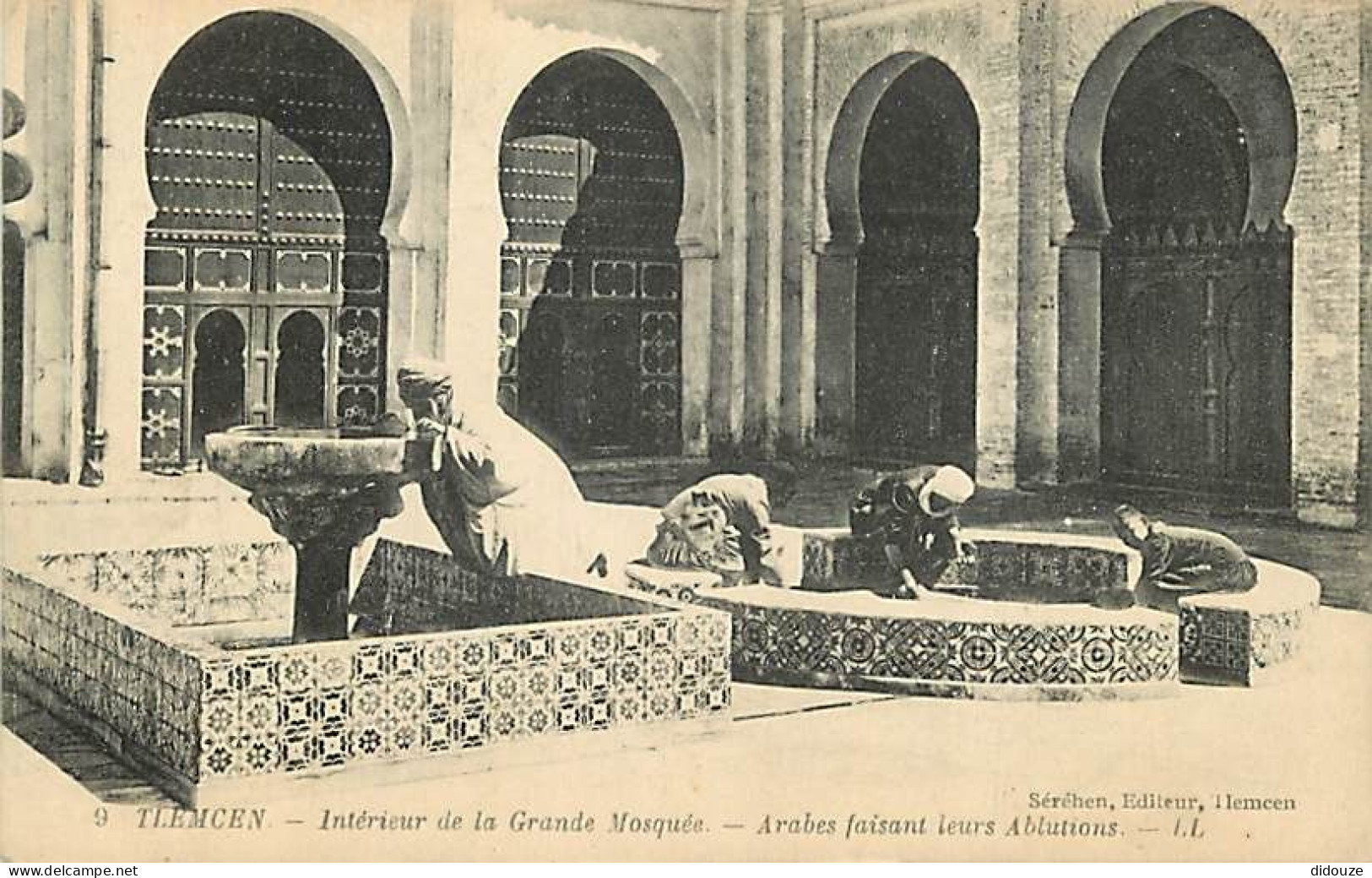 Algérie - Tlemcem - Intèrieur De La Grande Mosquée - Arabes Faisant Leurs Ablutions - Animée - CPA - Voir Scans Recto-Ve - Tlemcen