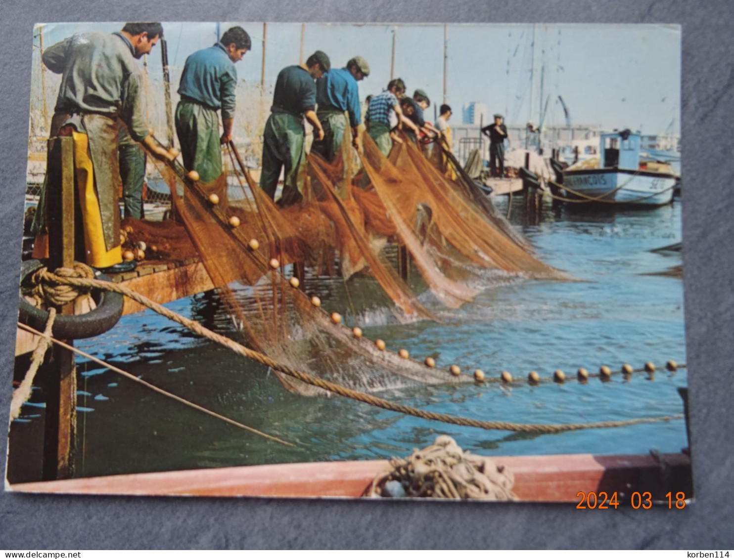 NETTOYAGE DES FILETS APRES LA PECHE - Fischerei