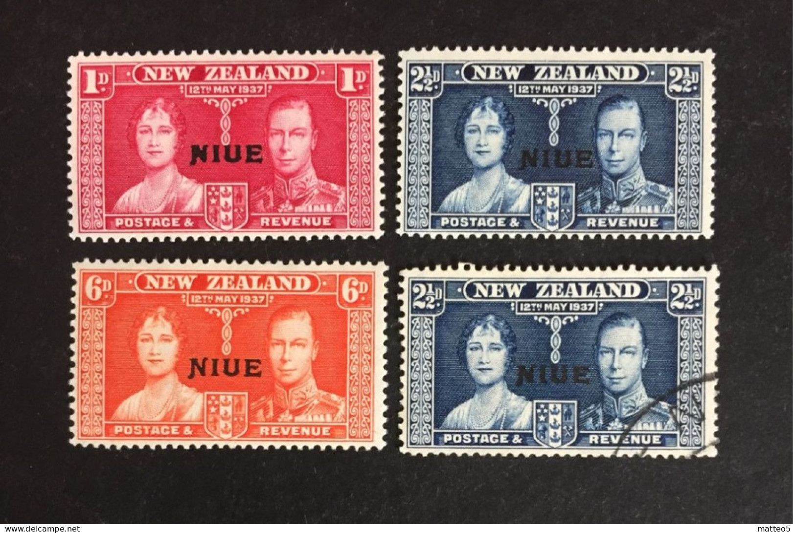 1937 - Niue  - Coronation Of King George VII And Queen Elizabeth - 3 Stamps Unused And 1 Stamp Used - Niue