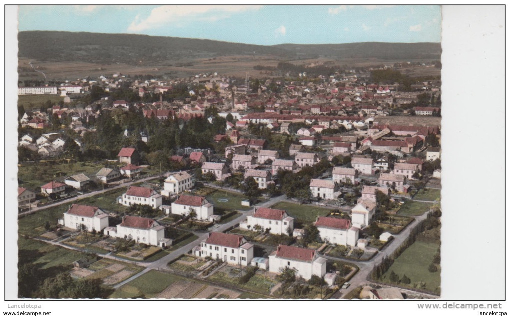 70 - HERICOURT / VUE AERIENNE SUR LA CITE DOLFUSS - Héricourt