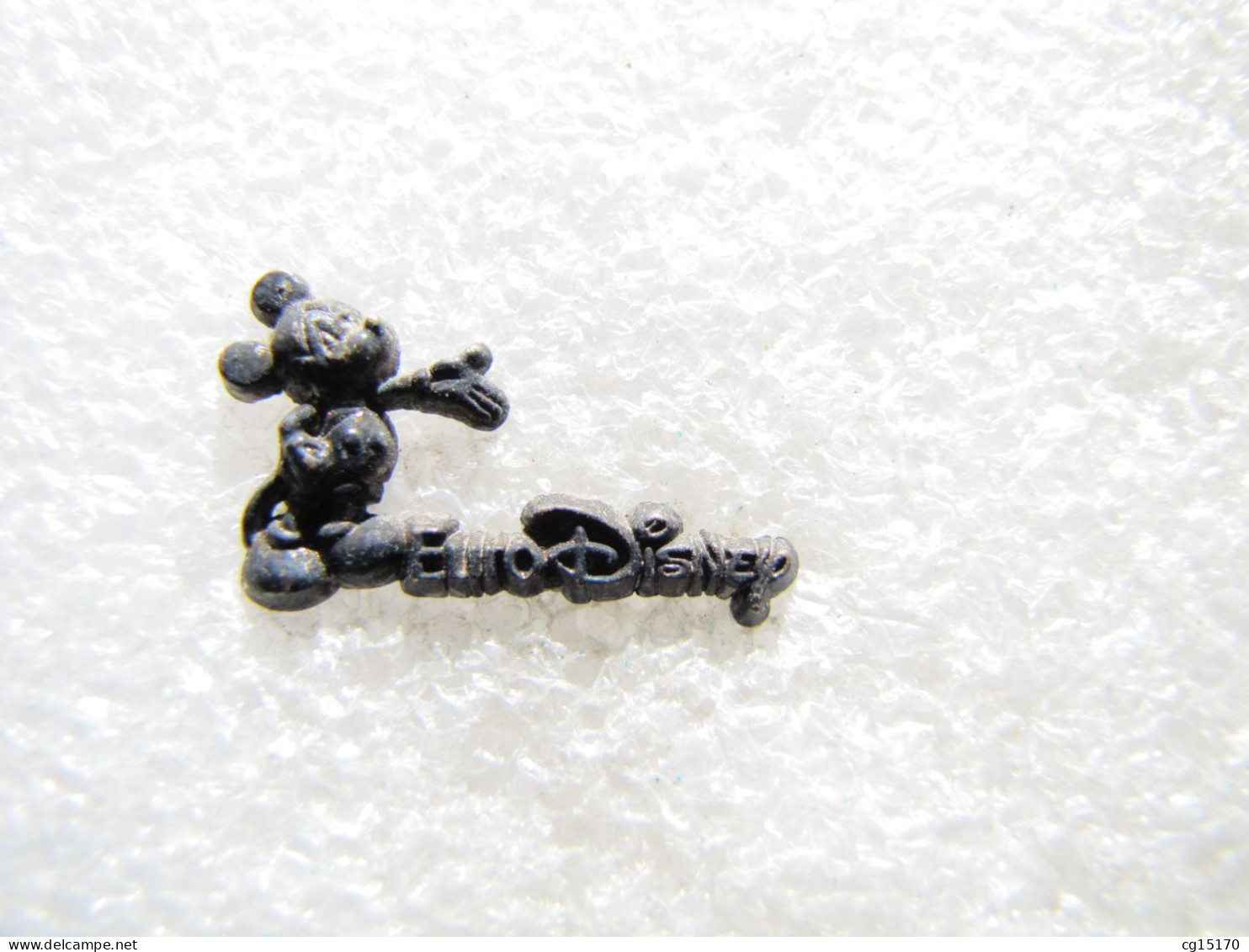 PIN'S   EURO DISNEY  MICKEY - Disney