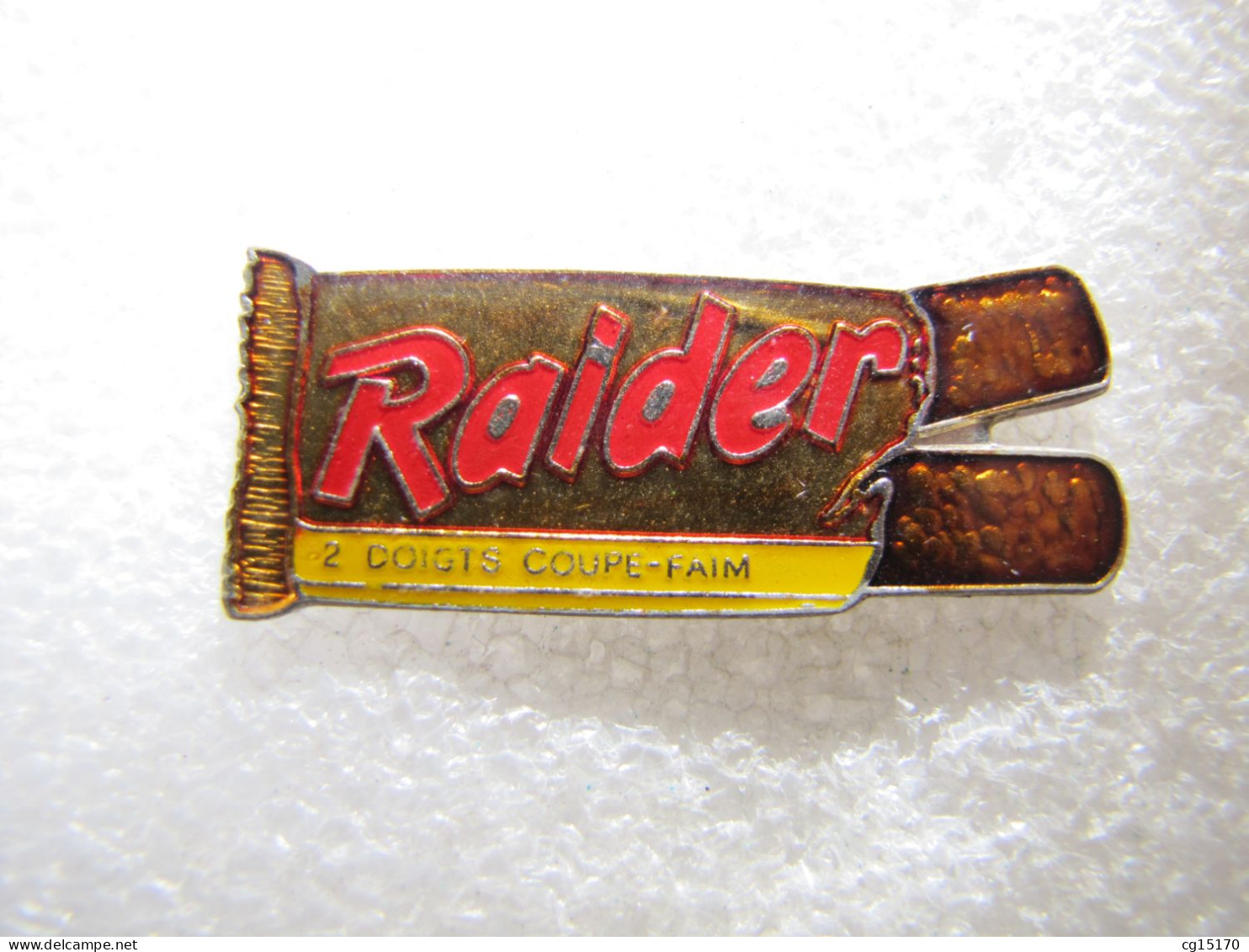 PIN'S   RAIDER   2 DOIGTS COUPE FAIM - Alimentación