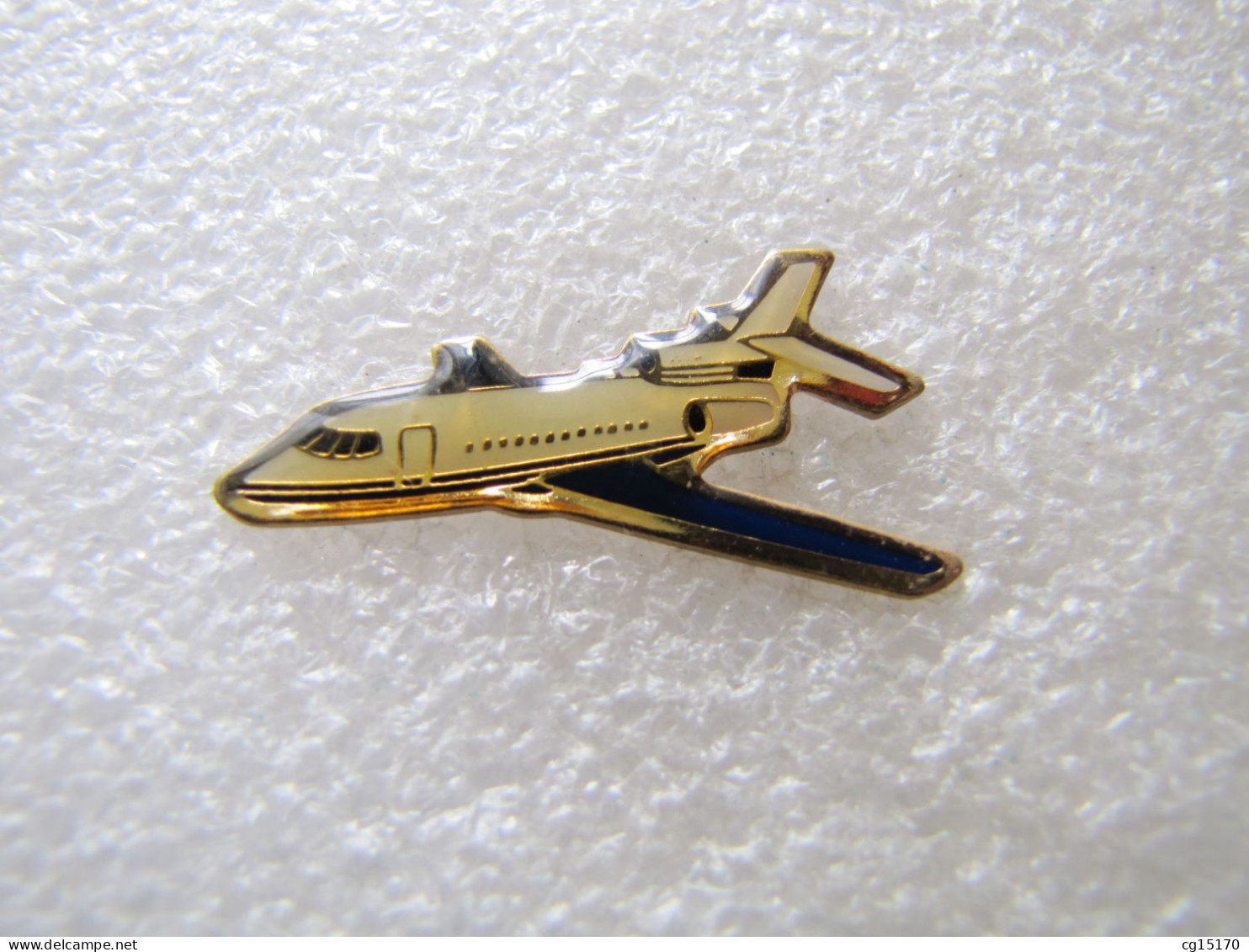 PIN'S   AVION - Aviones