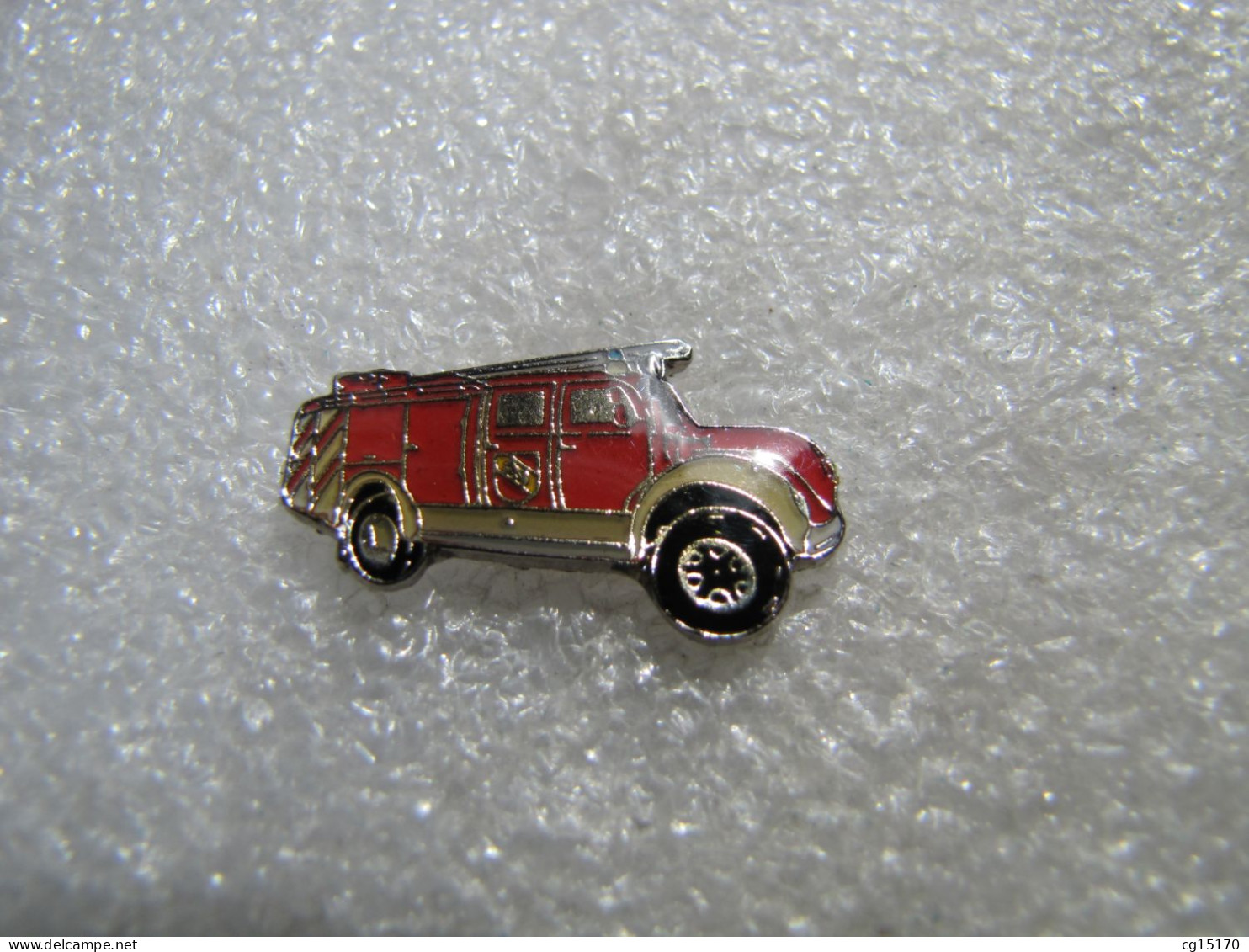 RARE PIN'S   CAMION POMPIERS  MAGIRUS DEUTZ - Bomberos