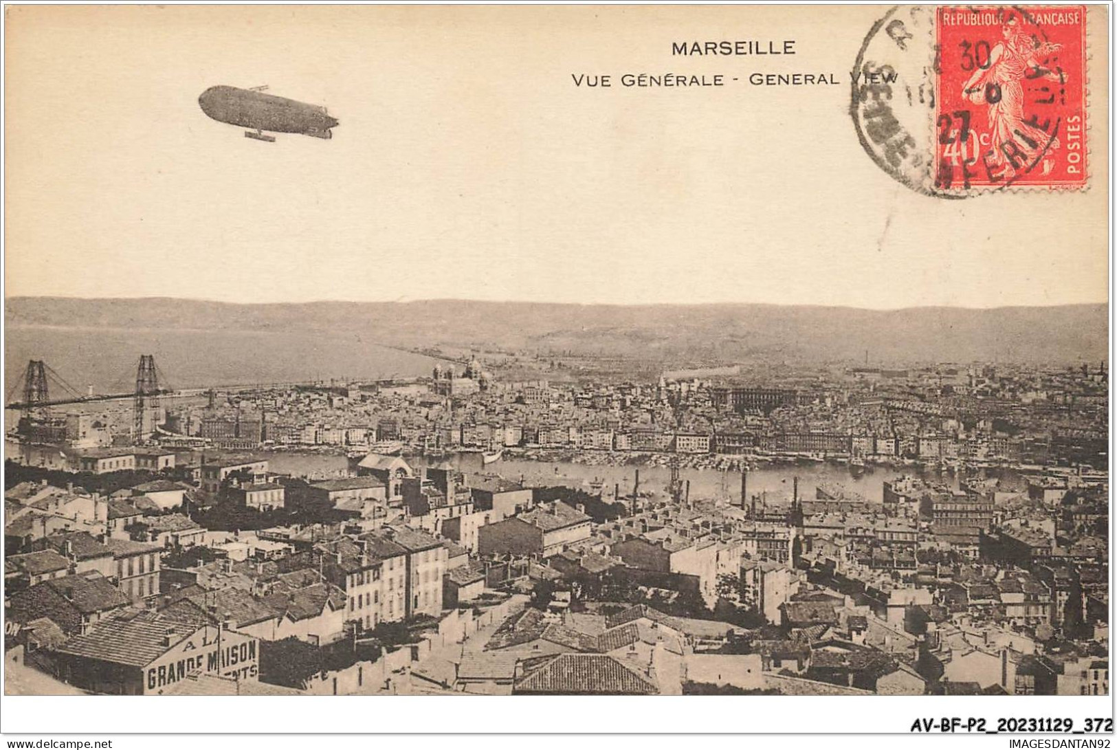 AV-BFP2-0374 - AVIATION - Marseille - Vue Générale - Un Dirigeable, Zeppelin BALLON - Dirigeables