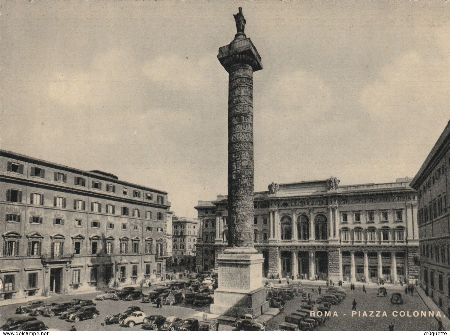 # ITALIE - ROME - ROMA / PANORAMAS et MONUMENTS vers 1950 en 32 CARTES POSTALES en NOIR et BLANC