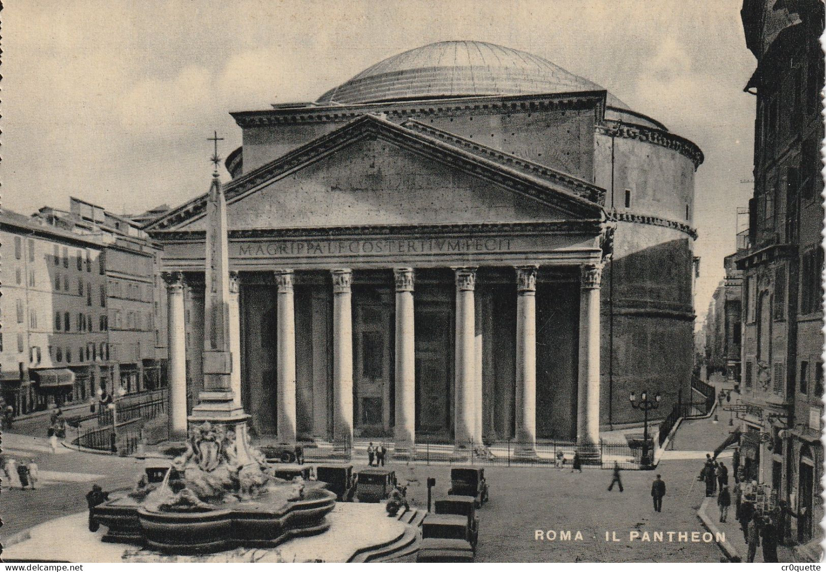 # ITALIE - ROME - ROMA / PANORAMAS et MONUMENTS vers 1950 en 32 CARTES POSTALES en NOIR et BLANC