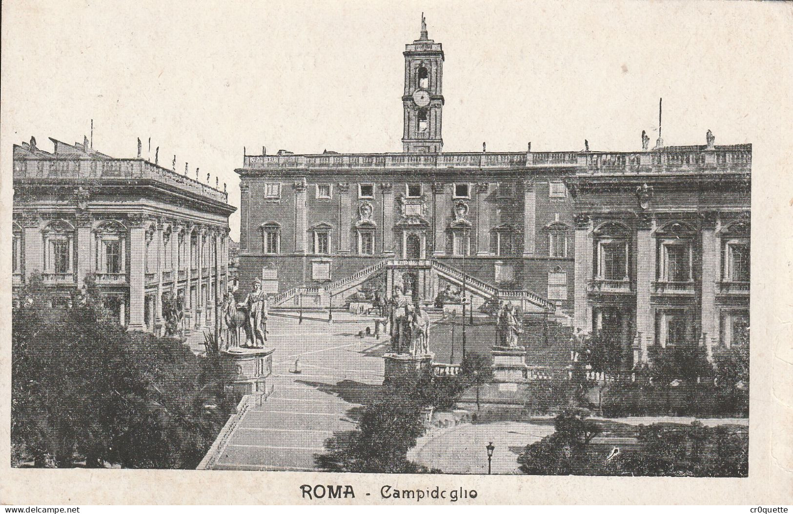 # ITALIE - ROME - ROMA / PANORAMAS et MONUMENTS vers 1950 en 32 CARTES POSTALES en NOIR et BLANC