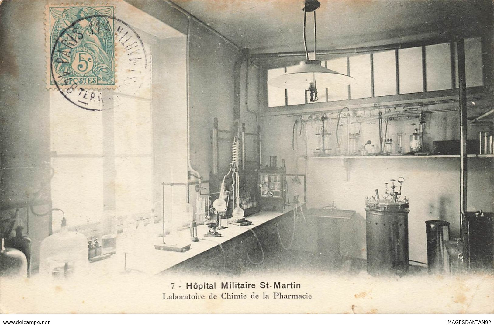 75 PARIS 10 #22629 HOPITAL MILITAIRE ST MARTIN LABORATOIRE CHIMIE PHARMACIE - Santé, Hôpitaux