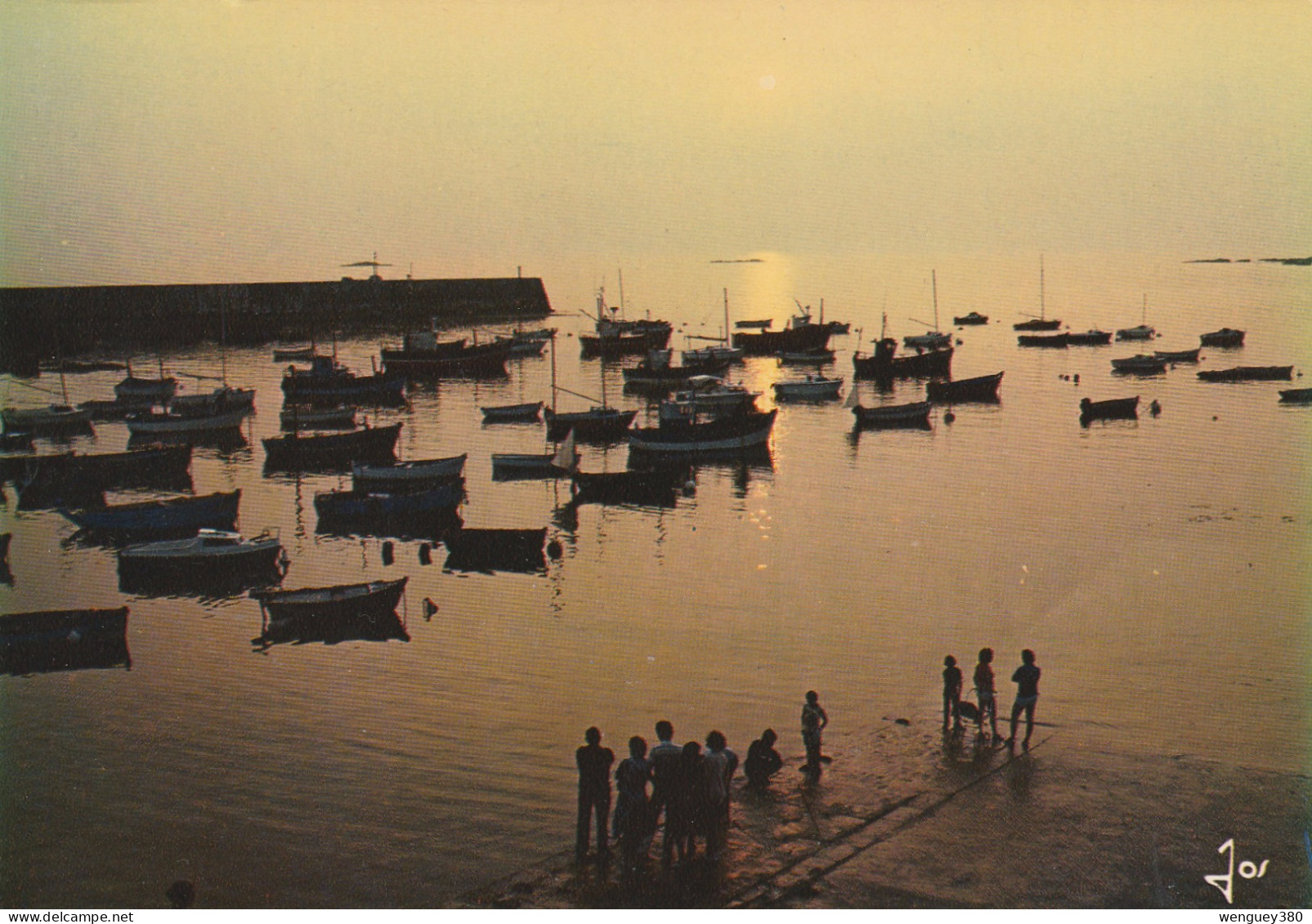 56  KERROCH    Coucher De Soleil Sur Le Port De Kerroch ...avec Pinasses.    SUP  PLAN LE Douaré   Env. 1975.   RARE - Ploemeur