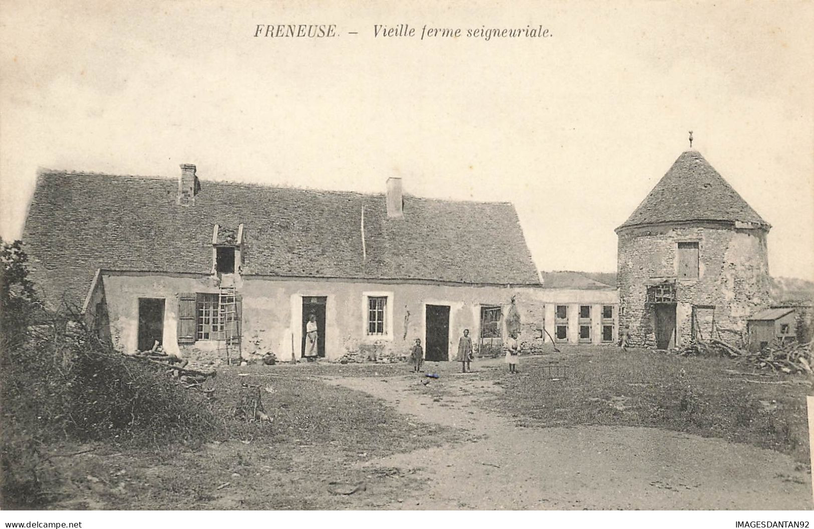 78 FRENEUSE #24267 VIEILLE FERME SEIGNEURIALE - Freneuse