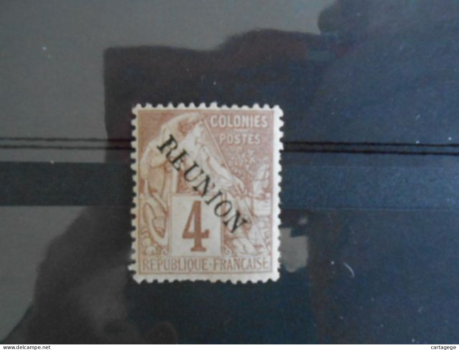 REUNION YT 19 ALLEGORIE Surchargé REUNION 4c. Lilas-brun* - Unused Stamps