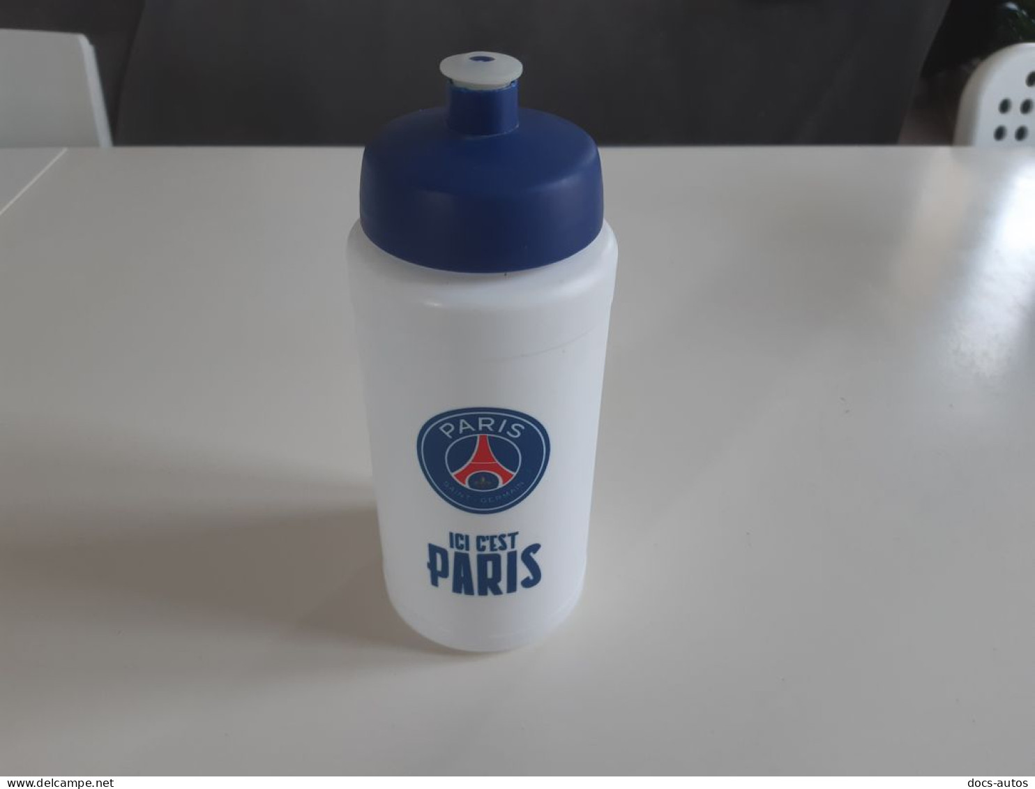 Gourde Collection Paris Saint Germain - Habillement, Souvenirs & Autres