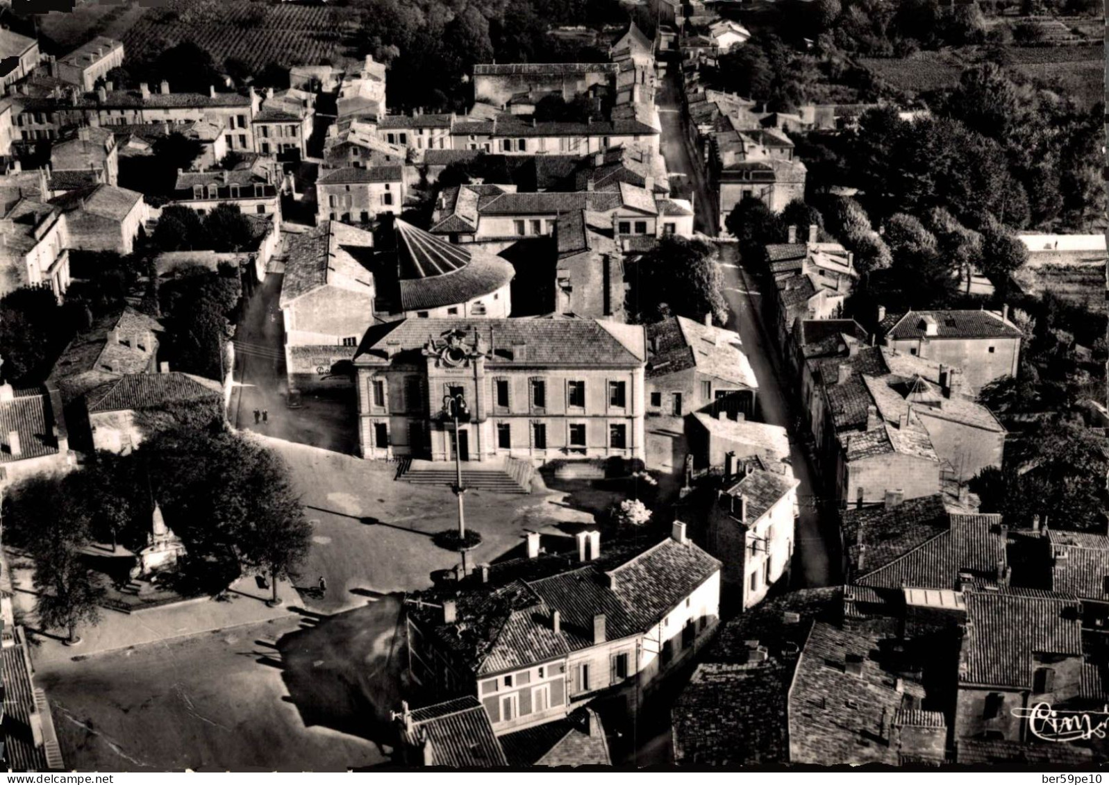 33 BLAYE VUE AERIENNE CENTRE DE LA VILLE - Blaye