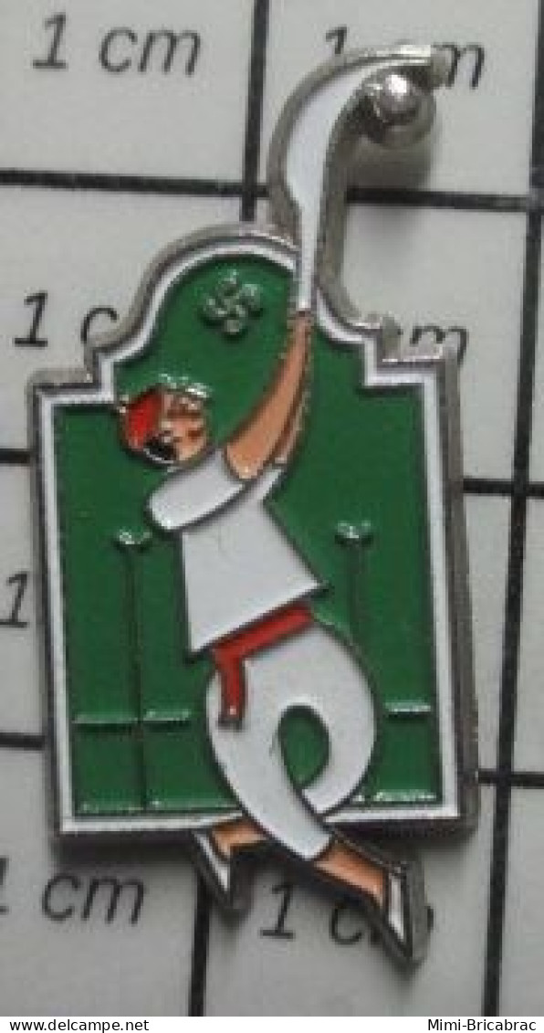 2020 Pin's Pins / Beau Et Rare / SPORTS / PELOTE BASQUE CHISTERA FRONTON - Otros & Sin Clasificación