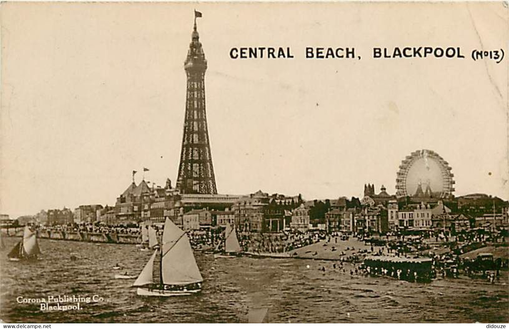 Pays - Royaume-Uni - Blackpool - Central Beach - Animée - Voilier - CPA - Voir Scans Recto-Verso - Blackpool