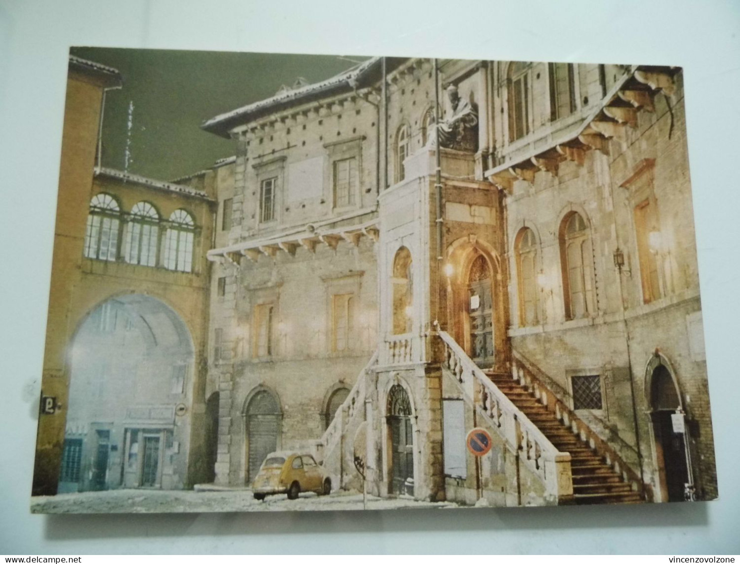 Cartolina   Viaggiata "FERMO Palazzo Comunale" 1981 - Fermo