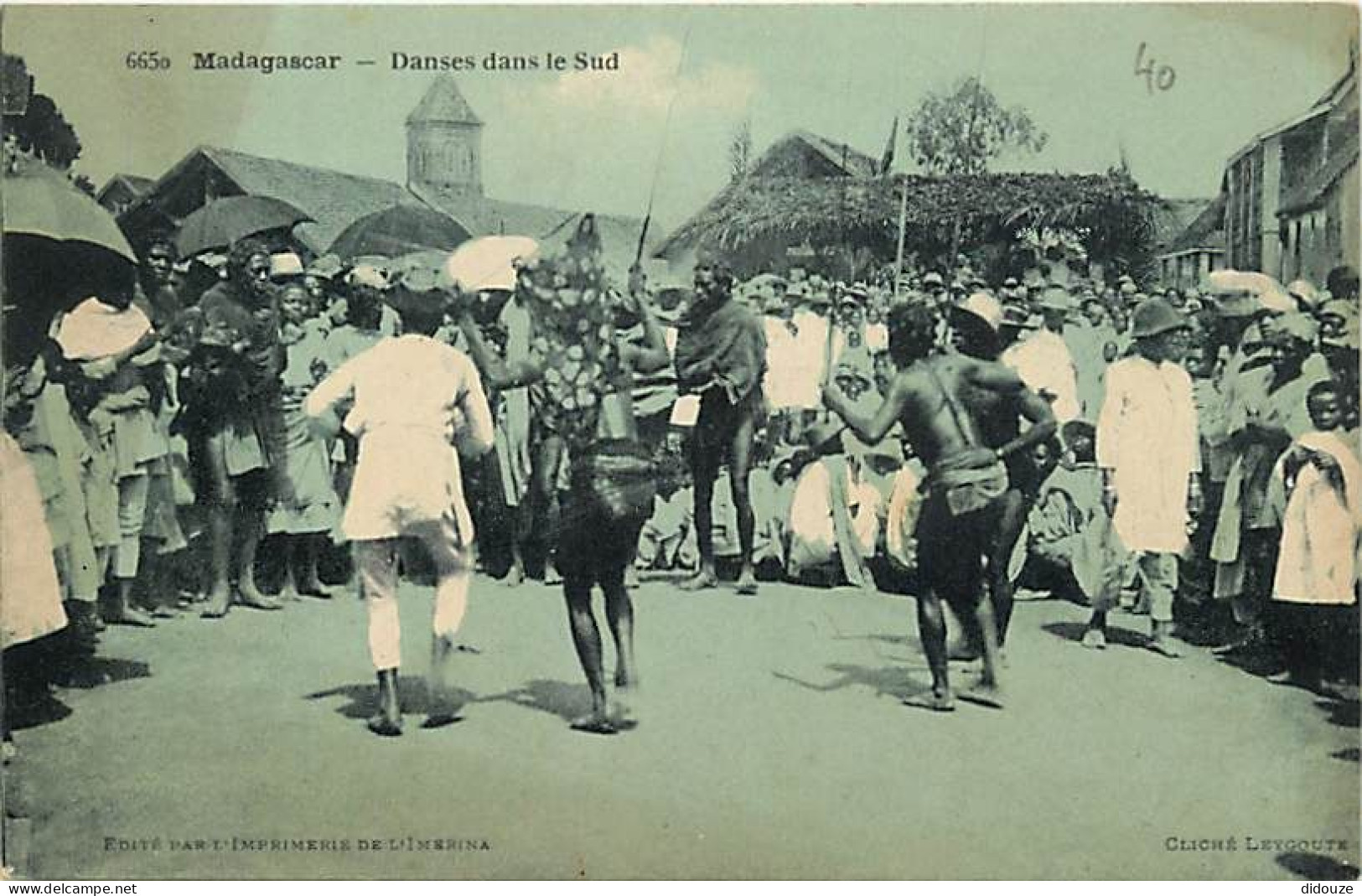 Madagascar - Danses Dans Le Sud - Animée - CPA - Voir Scans Recto-Verso - Madagascar