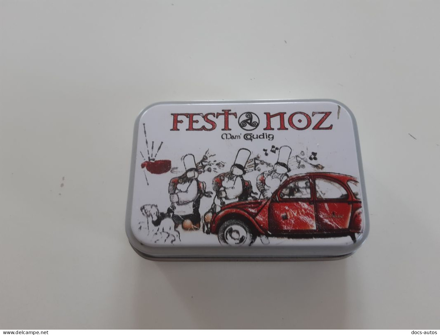 Boite Métal Publicitaire Fest-Noz - Citroen 2cv - Boxes